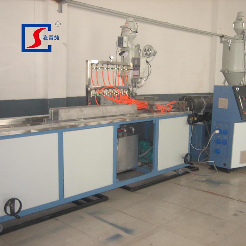 Can a PVC Composite Co-extrusion Skirting Line Withstand High Moisture and Humidity Without Warping