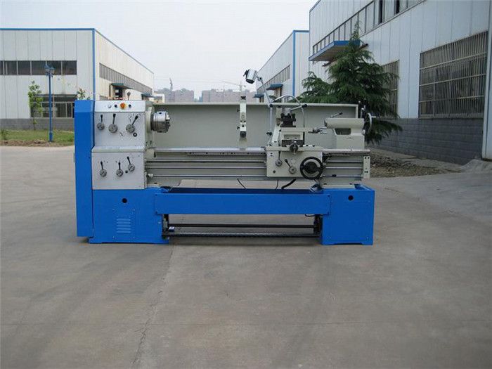 C6150 Torno Mecanico Universal Lathe Machine with Price and Specifications