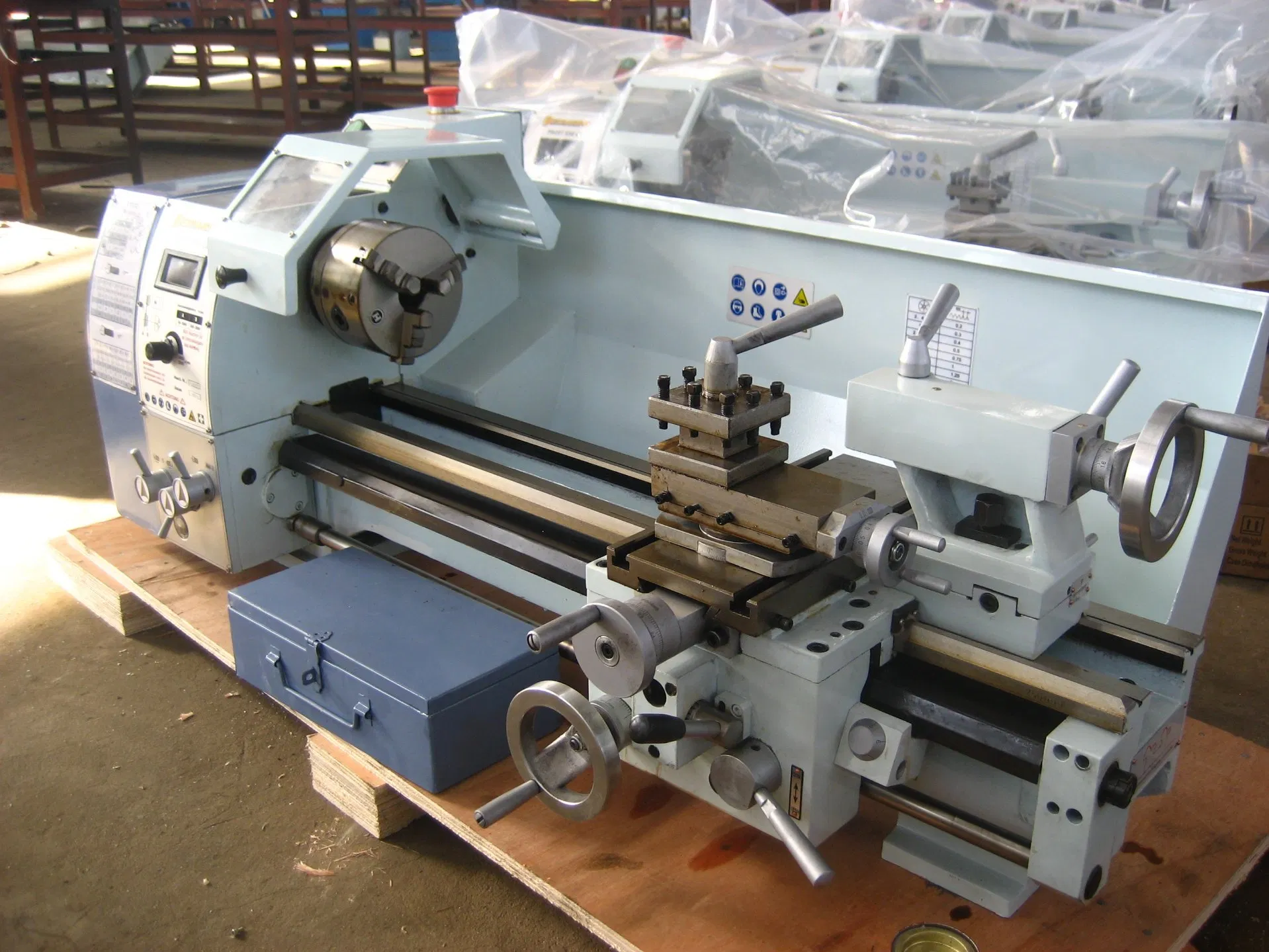Jy250vfl 750mm Cheap Bench Manual Mini Lathe Machine