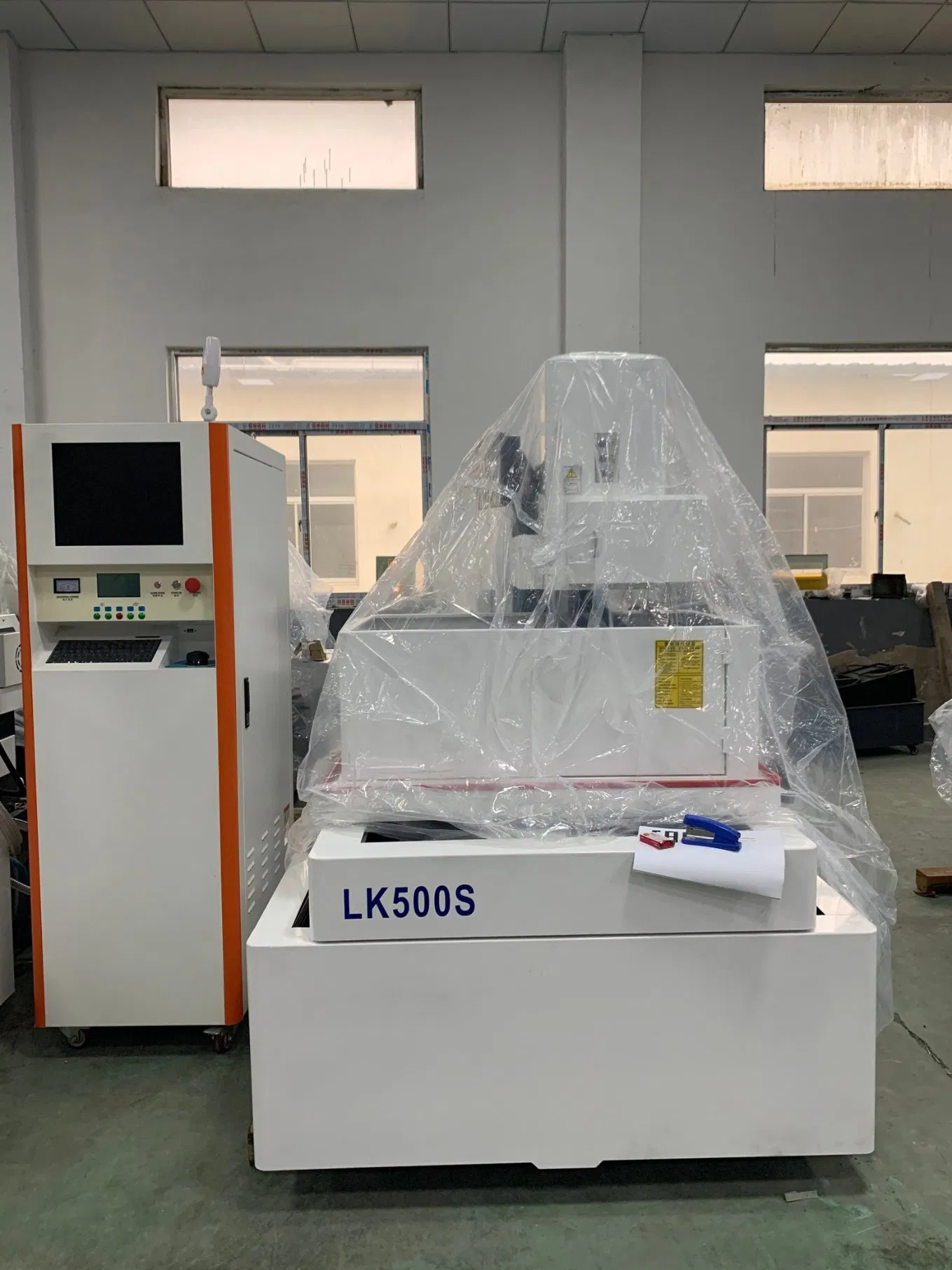 Medium Speed Autocut Lathe EDM Molybdenum Wire Multicut Machine Lk800s