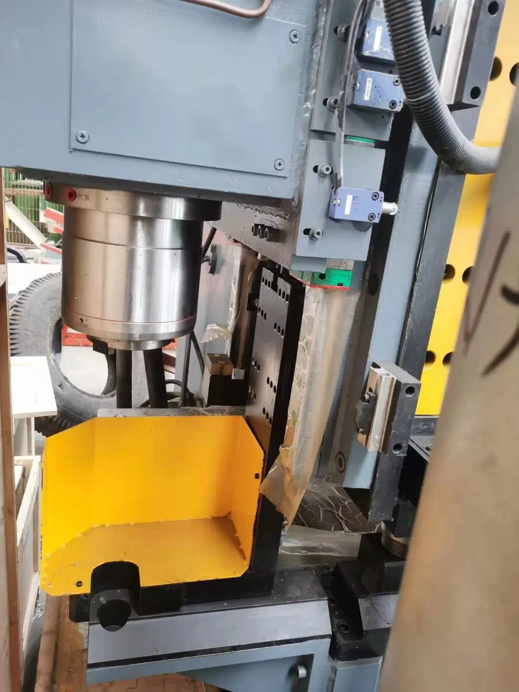 Power Transmission Line Facility CNC Plate High-Speed Drilling Punching Machine 1500mm*775mm*25mm