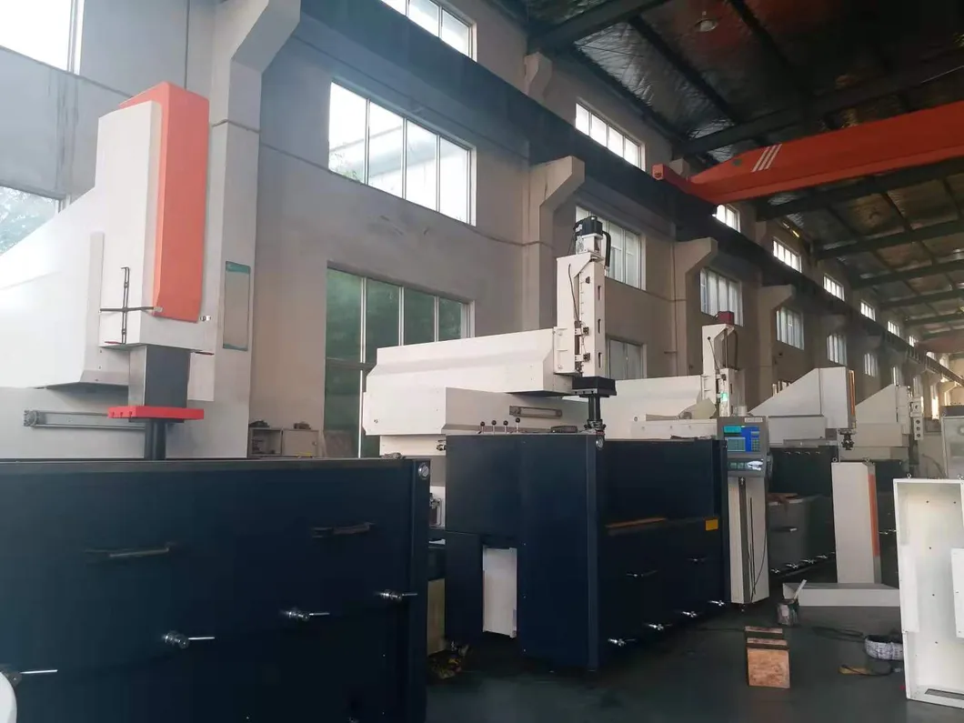 RAM Type CNC Sinker EDM Machine