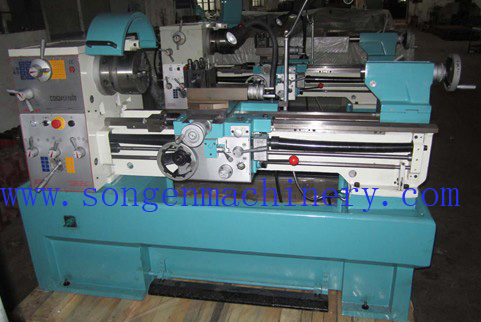 Swing Over Bed 410mm Precision Gap Bed Engine Lathe