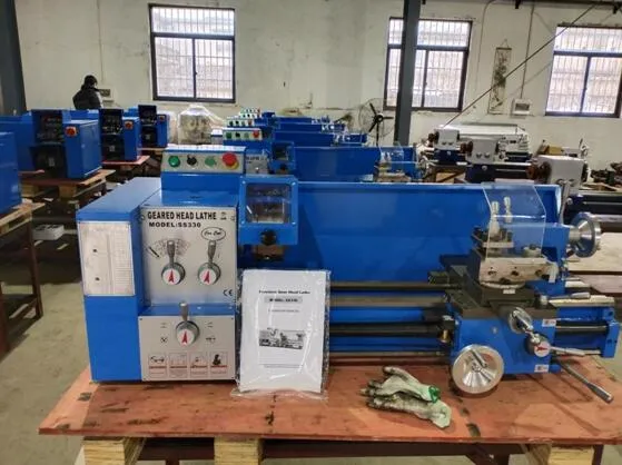Table Lathe Machine with 330* 750mm Length Model Bl330e Cq6133