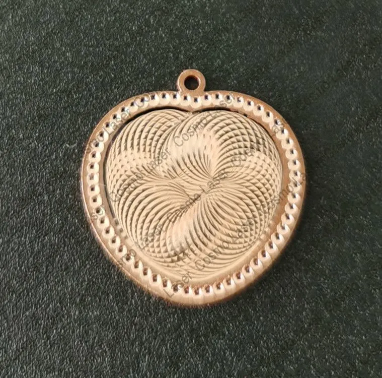 The Jewellery Manufacturing Equipment to Engrave The Gloss Pattern on Pendant