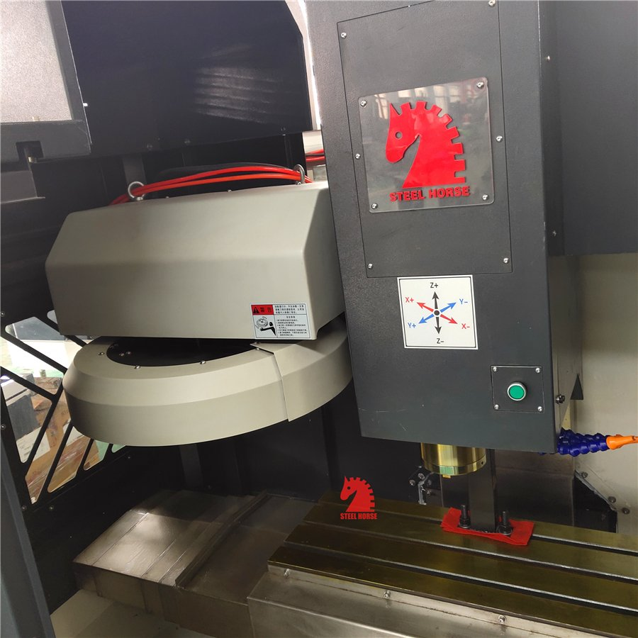 Vmc850 3 4 Axis Vmc Vertical Metal Machining CNC Machine Center